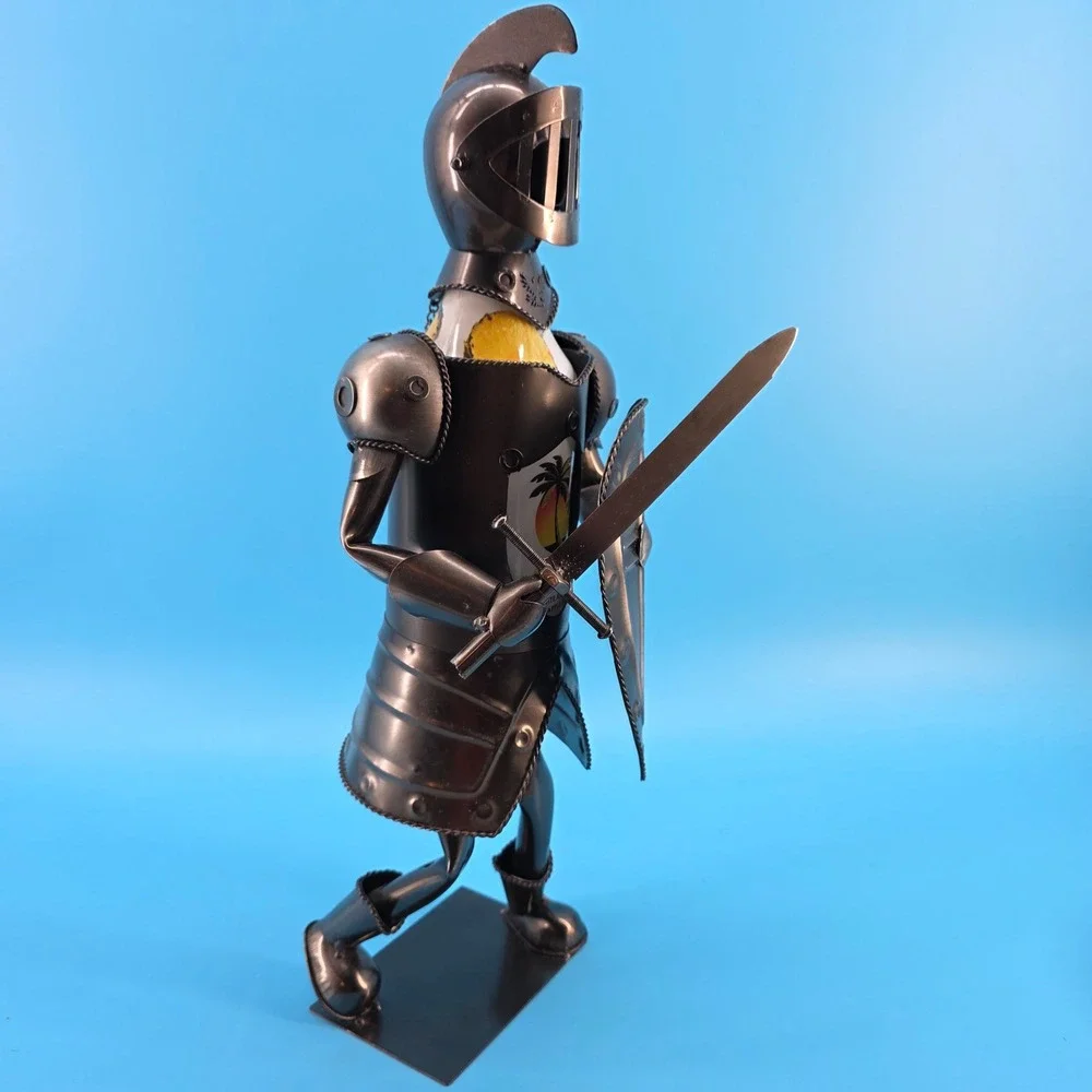 N/A handcrafted metal